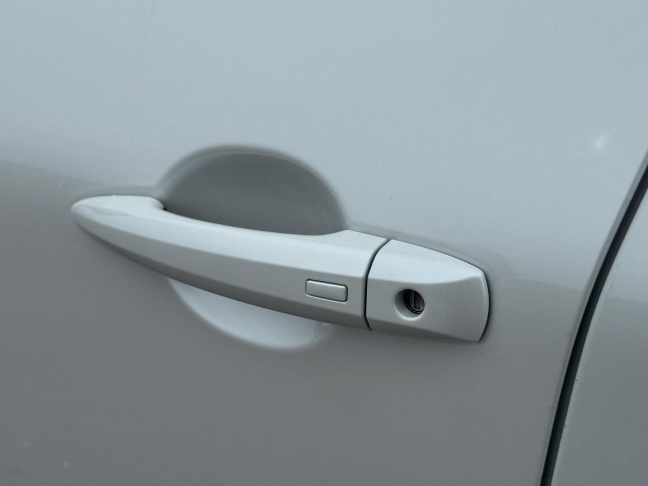 2026 Nissan Rogue AWD Platinum Photo