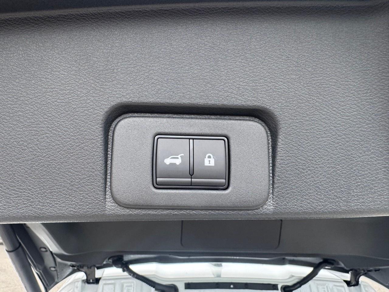 2026 Nissan Rogue AWD Platinum Photo