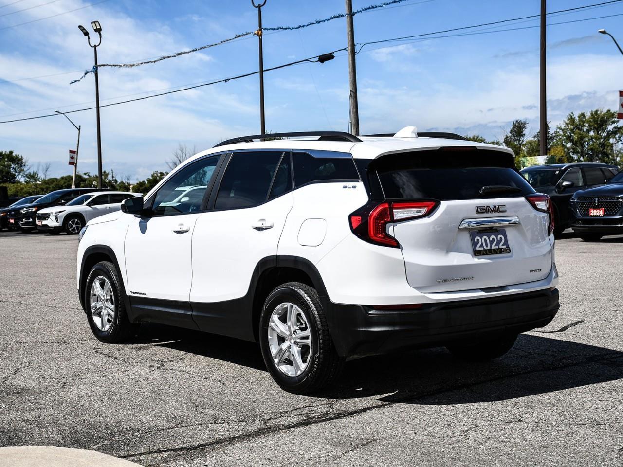 2022 GMC Terrain SLE Photo