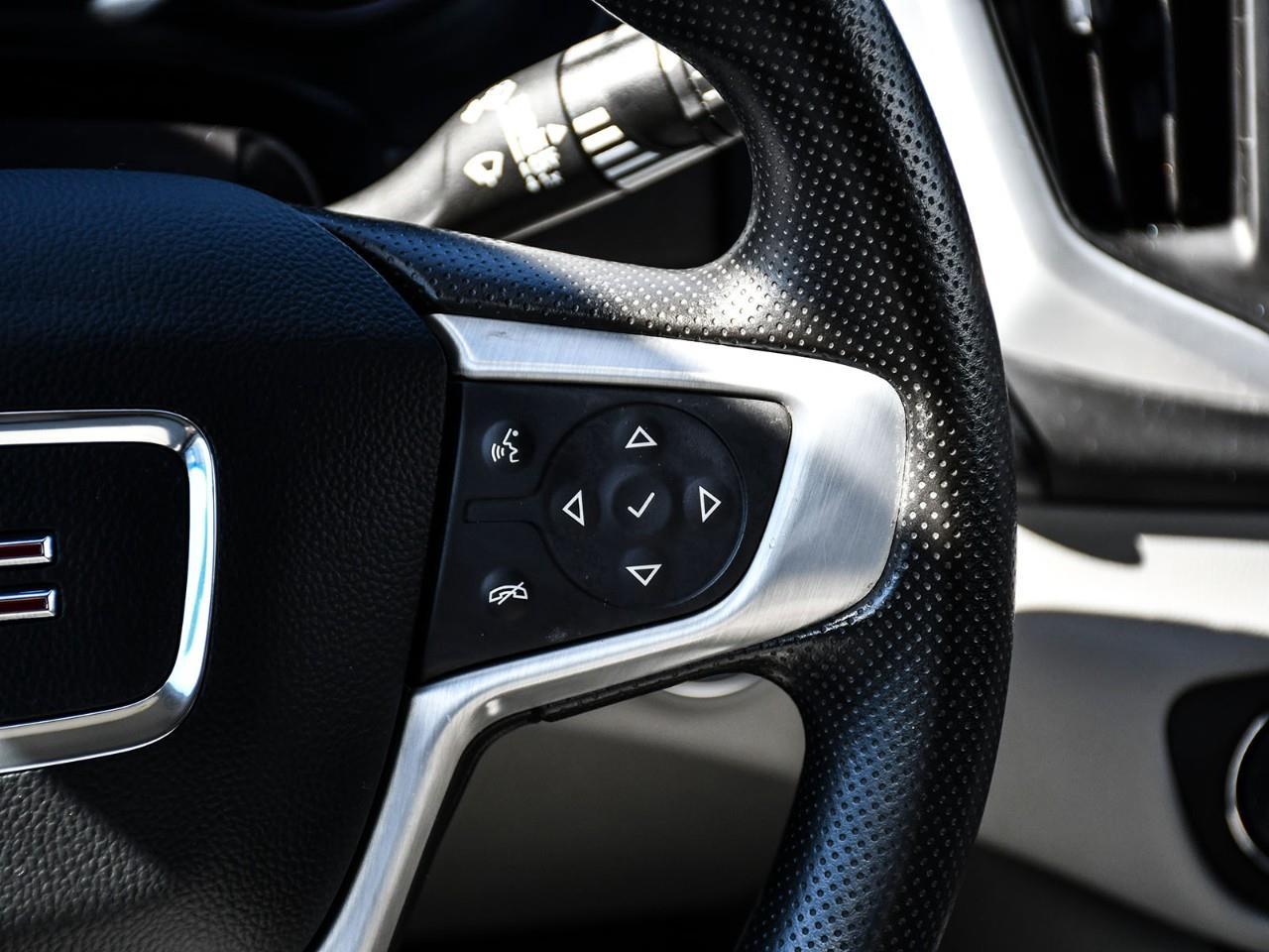 2022 GMC Terrain SLE Photo