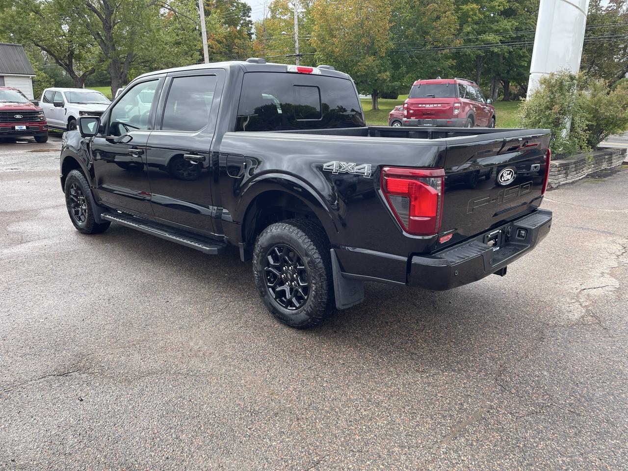 2026 Ford F-150 XLT Photo4