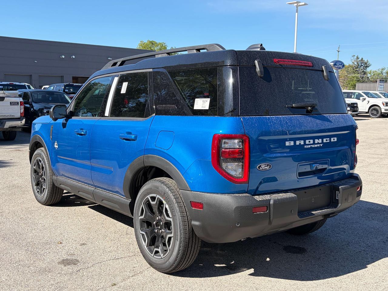 2026 Ford Bronco Sport OUTER BANKS 4x4 300A Photo2