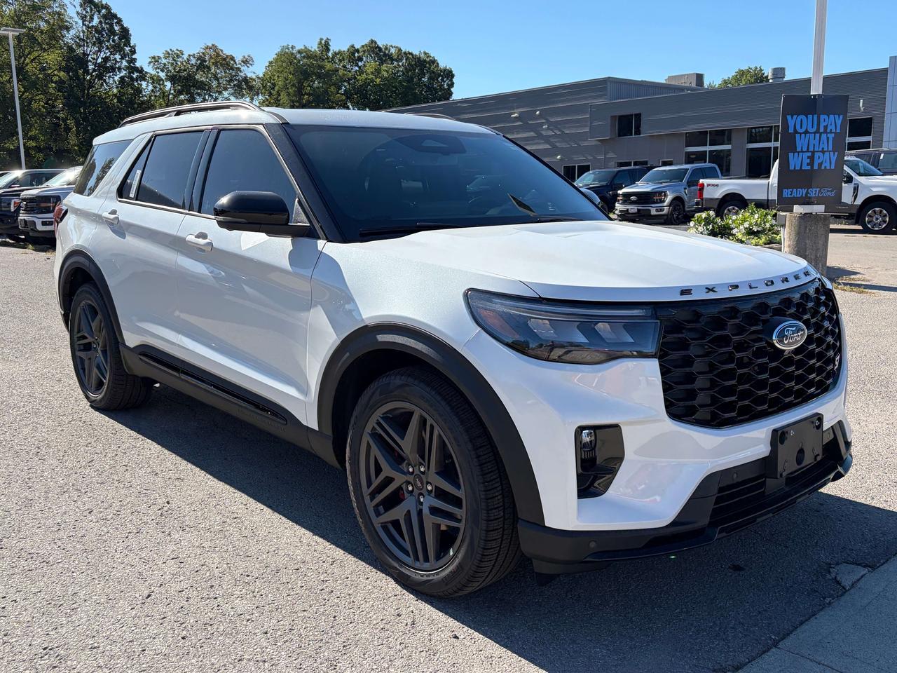 2026 Ford Explorer ST 4WD Photo