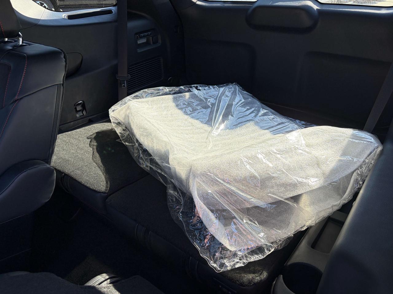 2026 Ford Explorer ST 4WD Photo