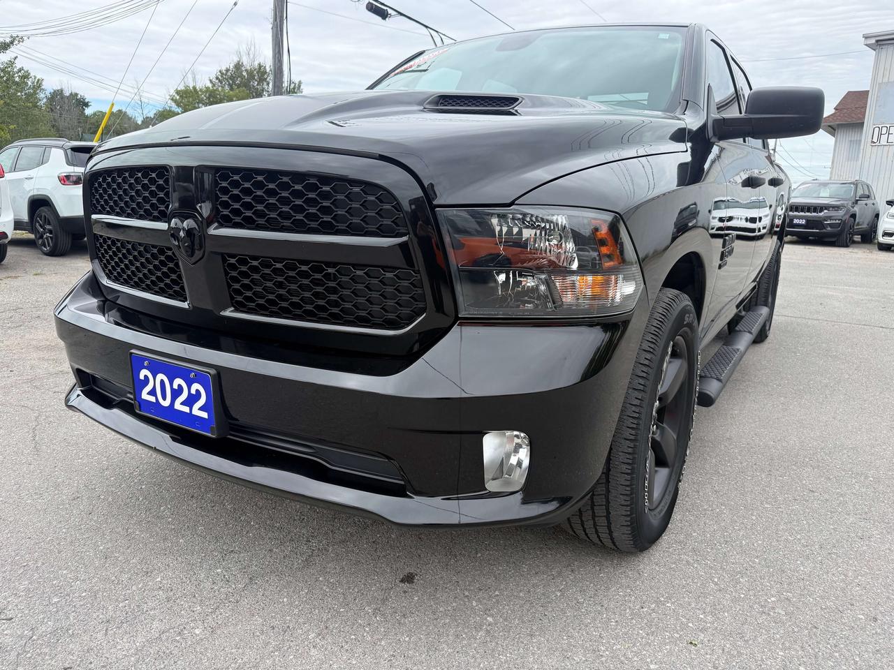 2022 RAM 1500 Express Crew - Sub Zero! Photo