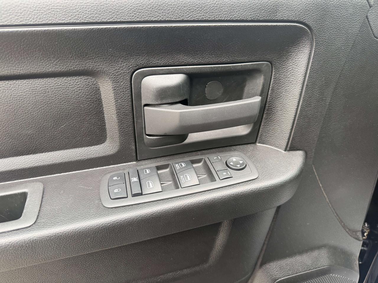 2022 RAM 1500 Express Crew - Sub Zero! Photo