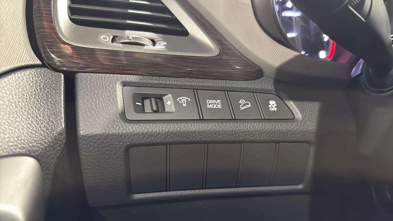 2018 Hyundai Santa Fe SPORT| CLEAN CARFAX| HTD SEAT| FWD| BLUETOOTH Photo