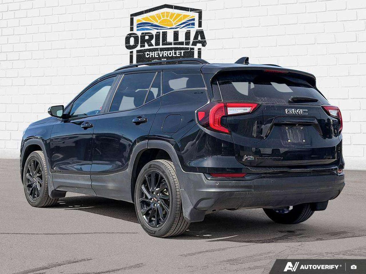 2024 GMC Terrain SLE | Remote Start | WiFi Photo