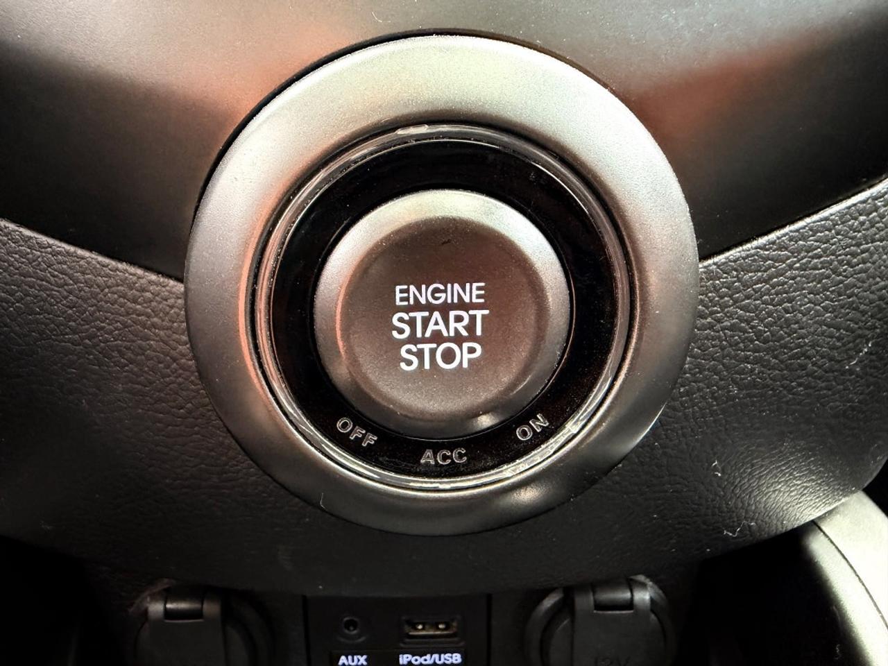 2013 Hyundai Veloster 3dr Coupe Automatic Turbo Photo