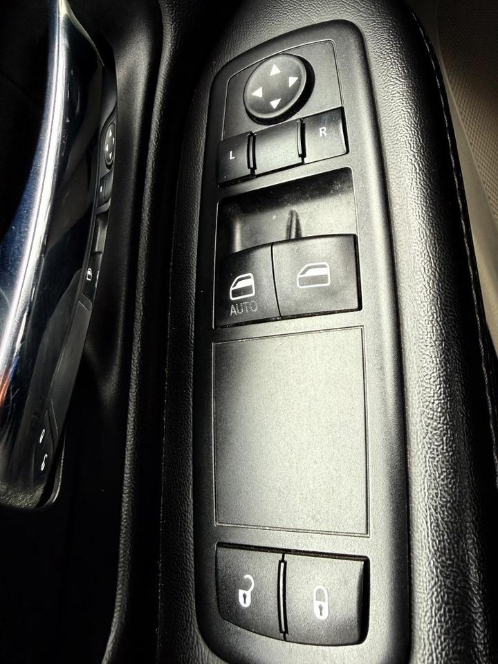 2014 Dodge Grand Caravan AVP/SE Front-wheel Drive Passenger Van Automatic Photo