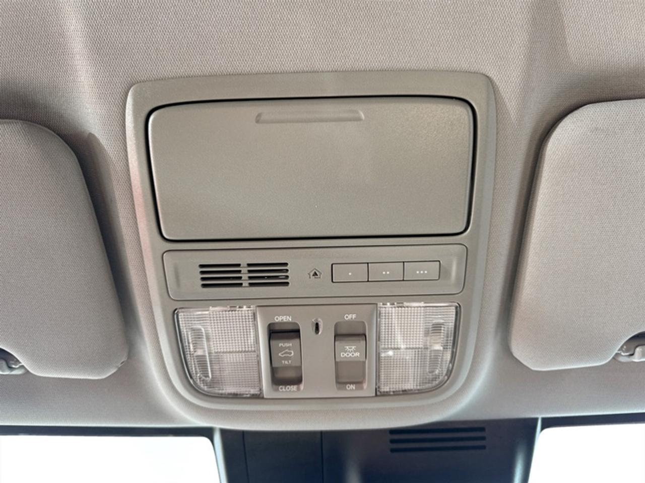 2018 Honda CR-V EX-L AWD  **GREAT MILEAGE** Photo