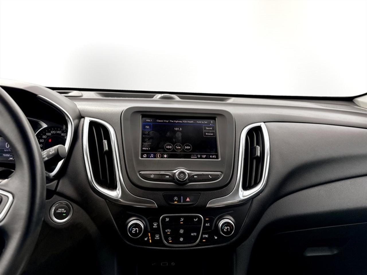 2024 Chevrolet Equinox LT  **CLEAN CARFAX** Photo