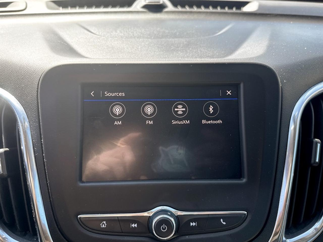 2024 Chevrolet Equinox LT  **CLEAN CARFAX** Photo