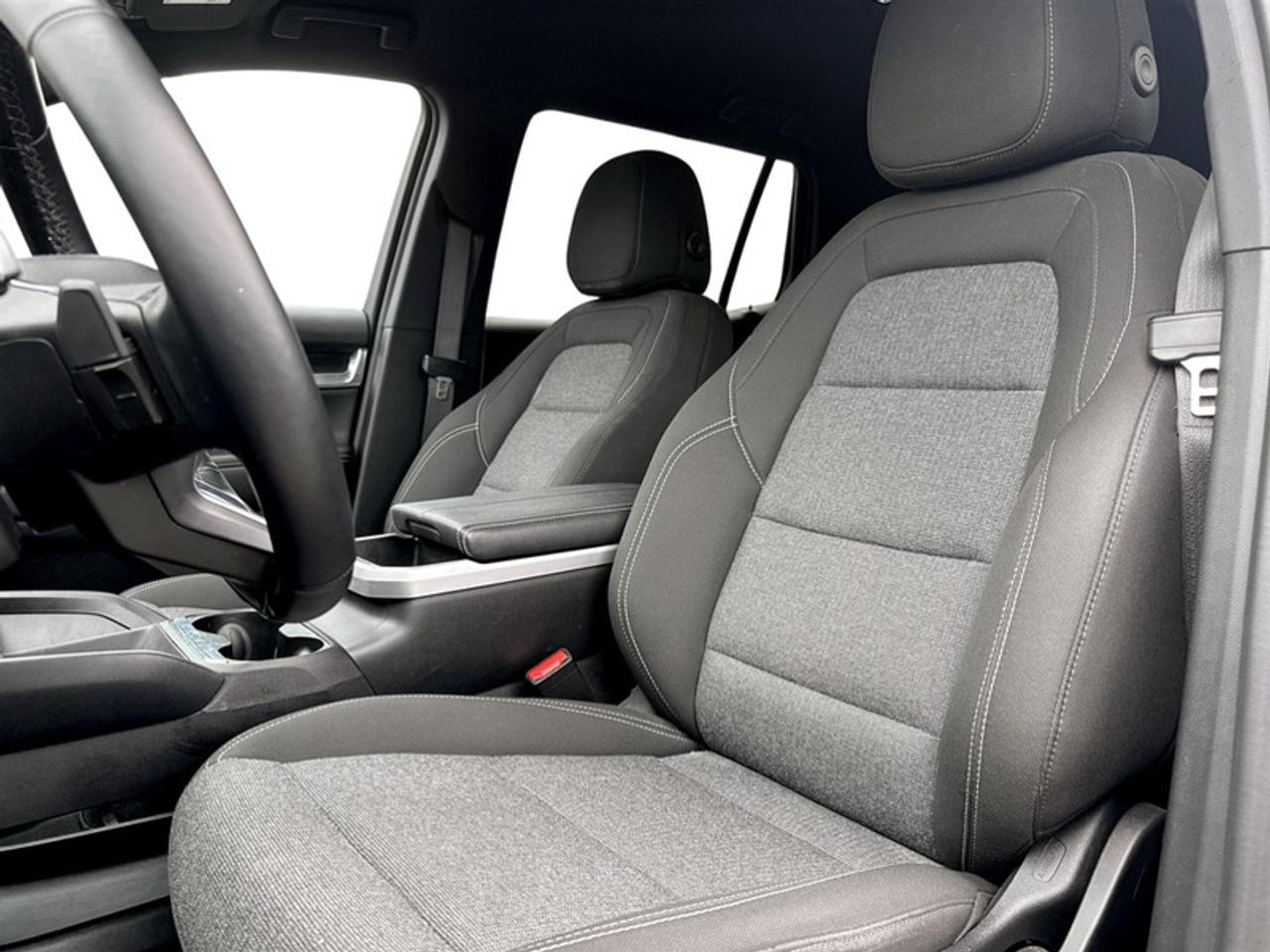 2026 GMC Terrain Elevation  **CLEAN CARFAX** Photo