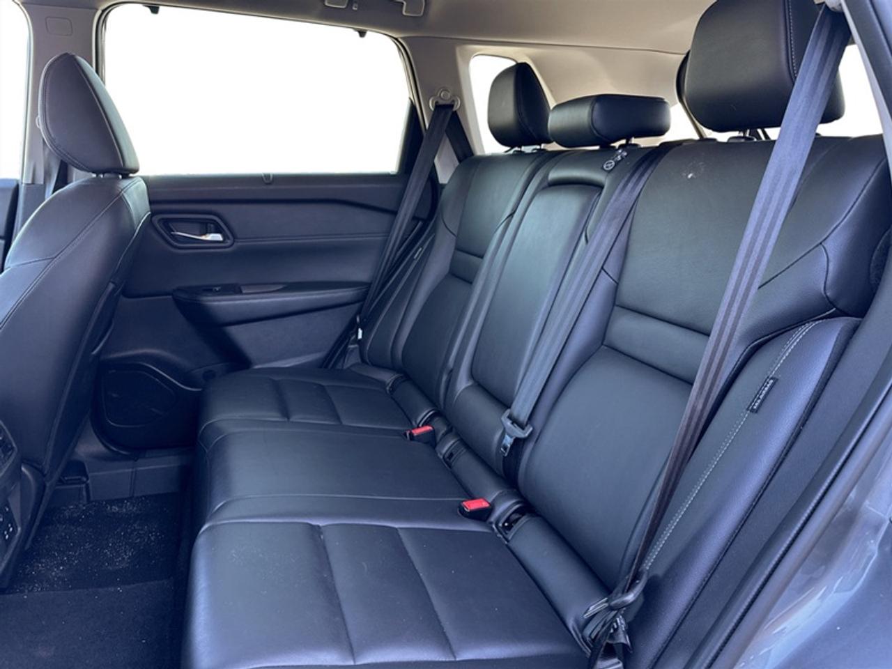 2024 Nissan Rogue SL  **CLEAN CARFAX** Photo