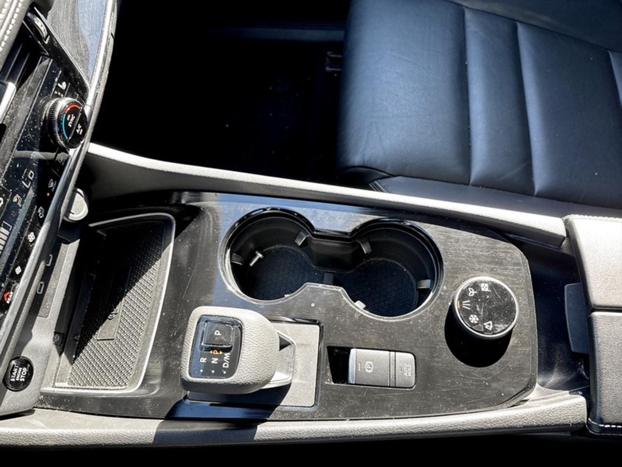 2024 Nissan Rogue SL  **CLEAN CARFAX** Photo