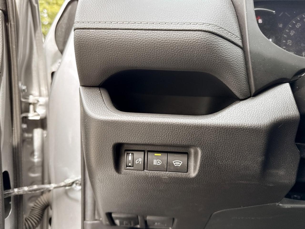 2024 Toyota RAV4 LE Photo