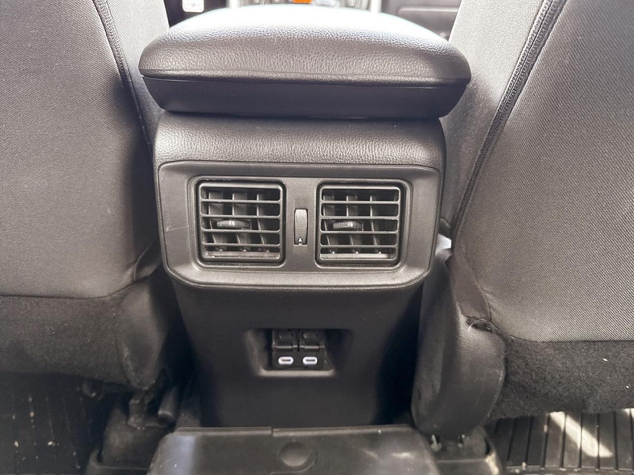 2024 Toyota RAV4 LE Photo