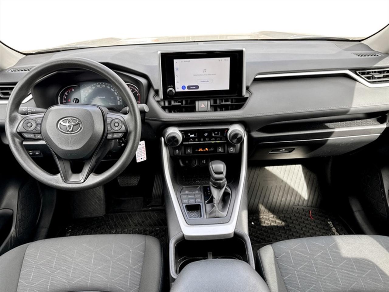 2024 Toyota RAV4 LE Photo