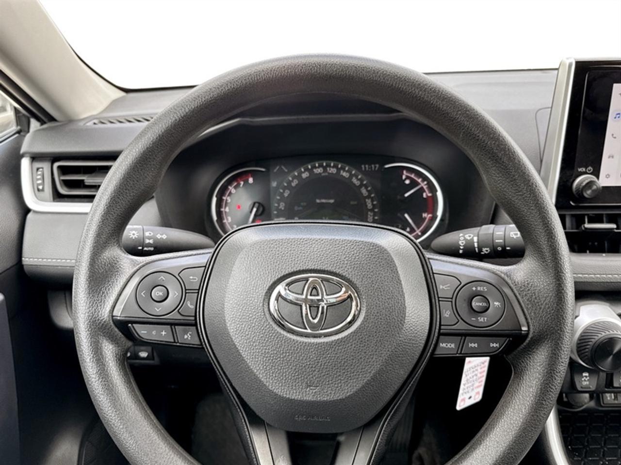 2024 Toyota RAV4 LE Photo