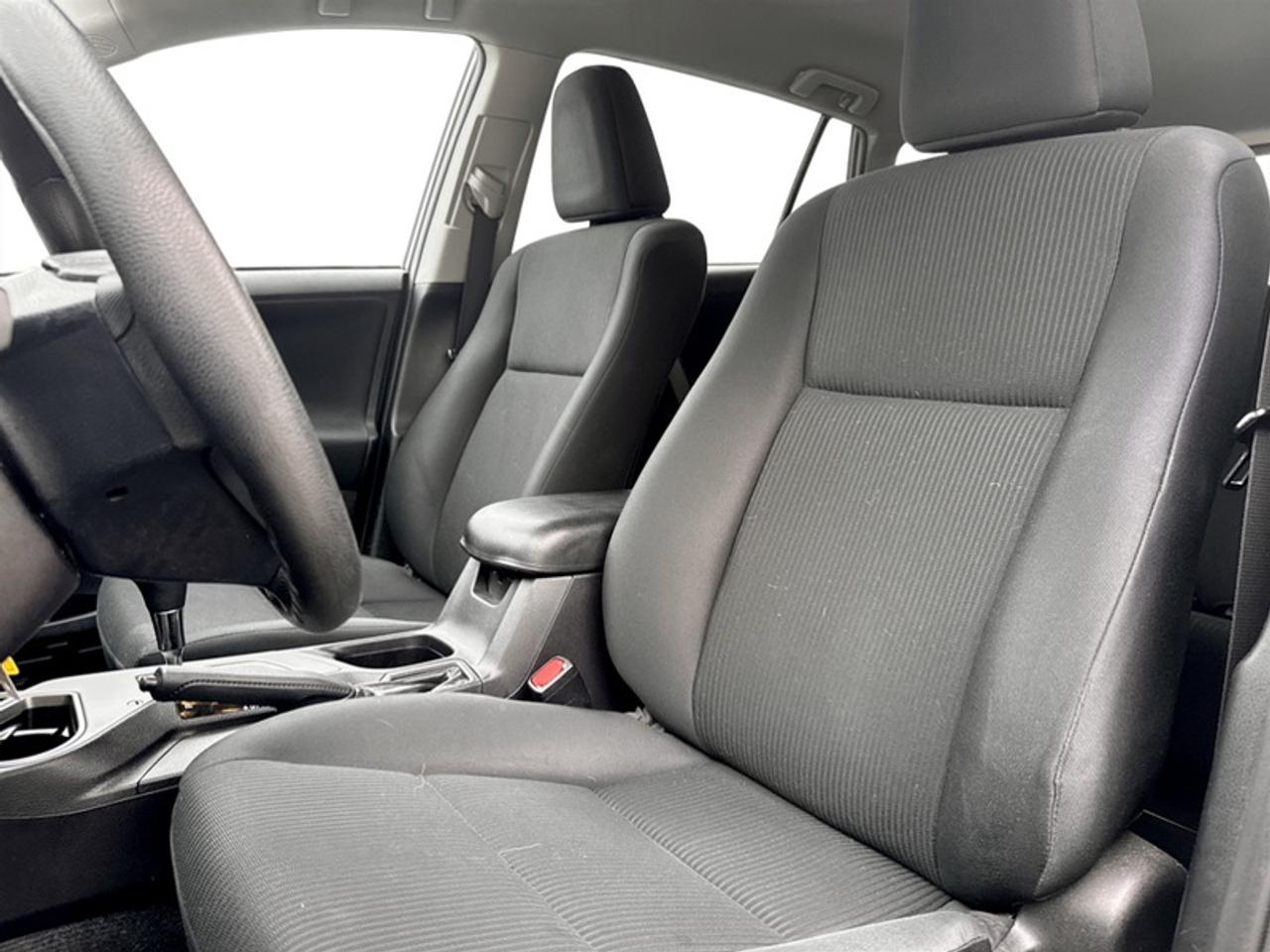 2018 Toyota RAV4 LE Photo