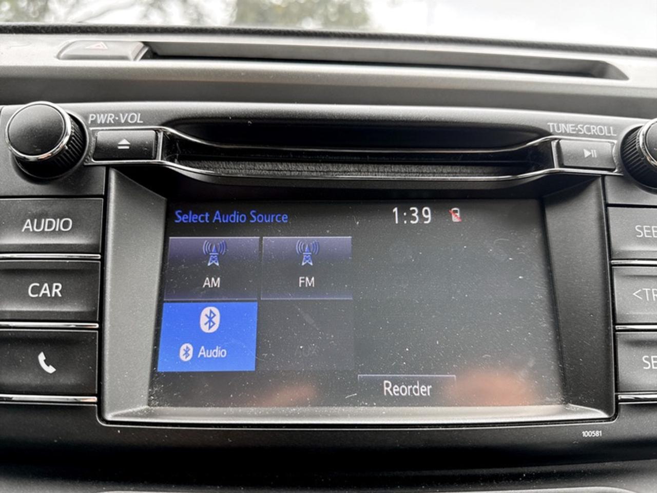 2018 Toyota RAV4 LE Photo