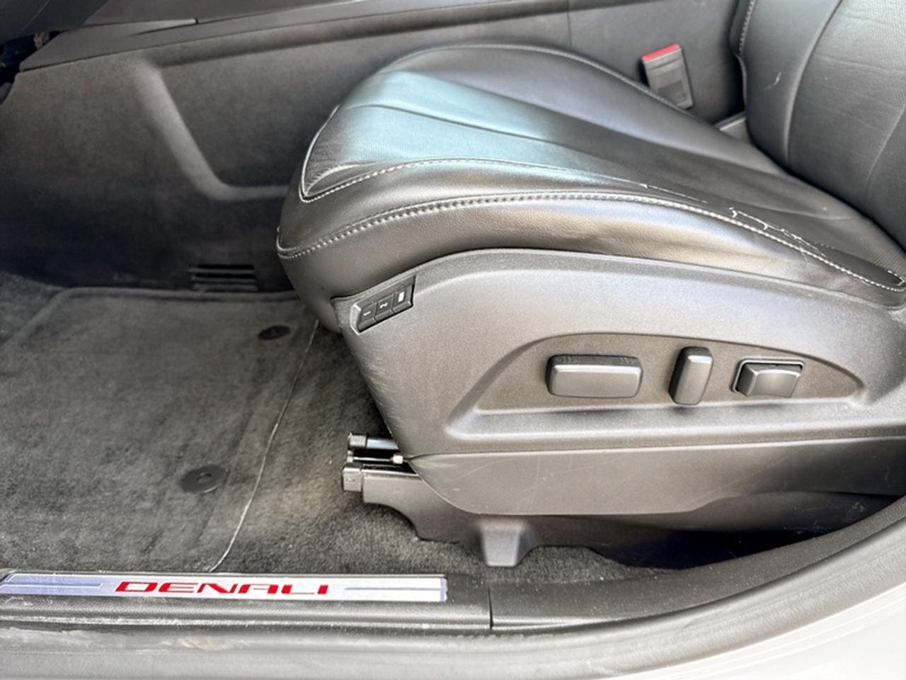 2017 GMC Terrain Denali Photo