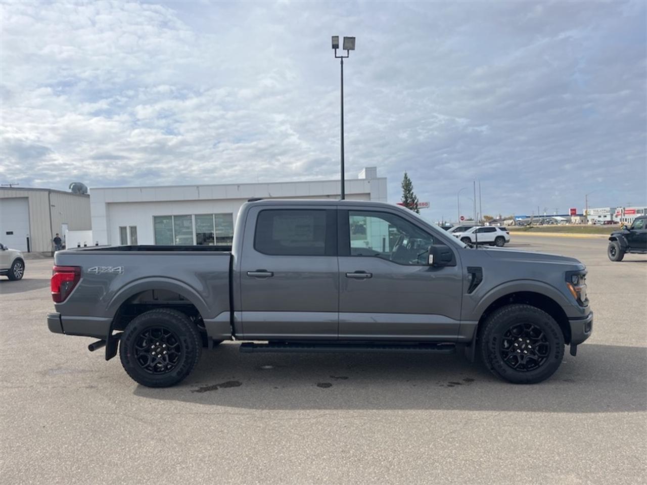 2026 Ford F-150 XLT  - 18" Wheels - Tow Package Photo1