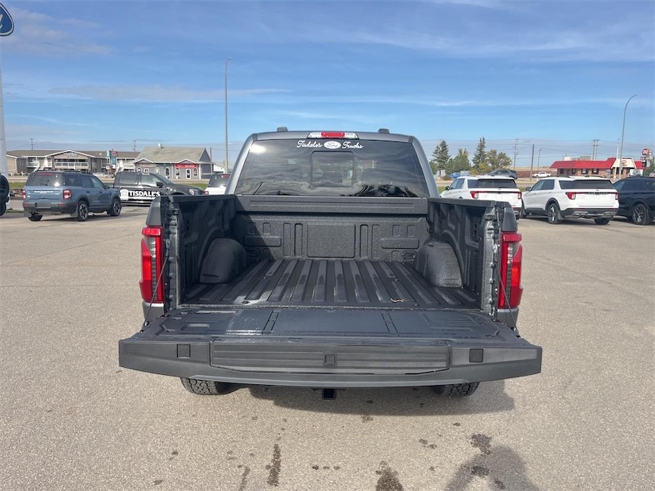 2026 Ford F-150 XLT  - 18" Wheels - Tow Package Photo5