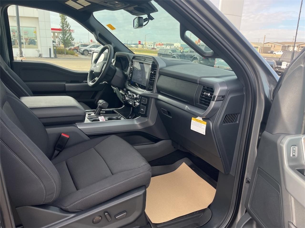 2026 Ford F-150 XLT  - 18" Wheels - Tow Package Photo5