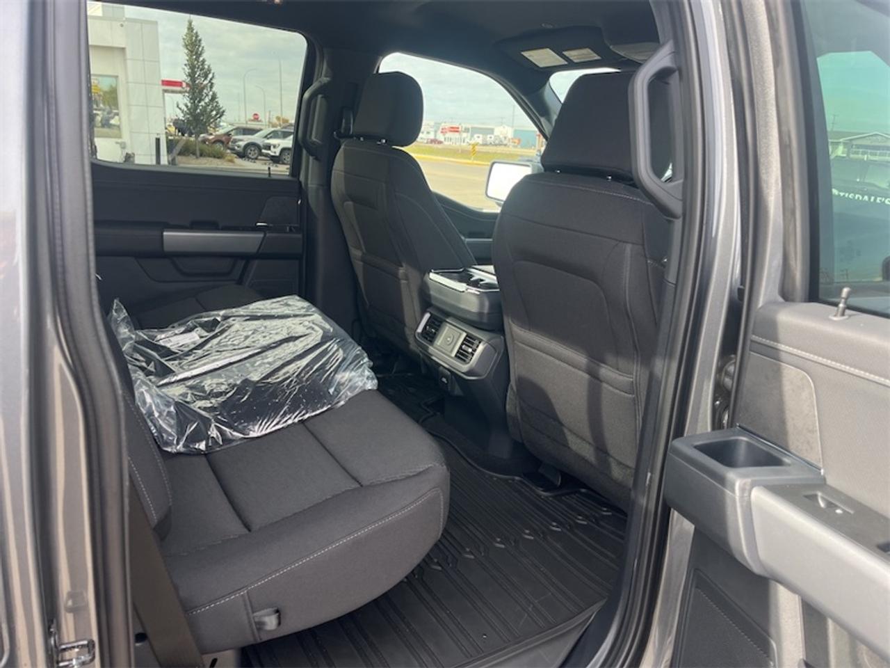 2026 Ford F-150 XLT  - 18" Wheels - Tow Package Photo5