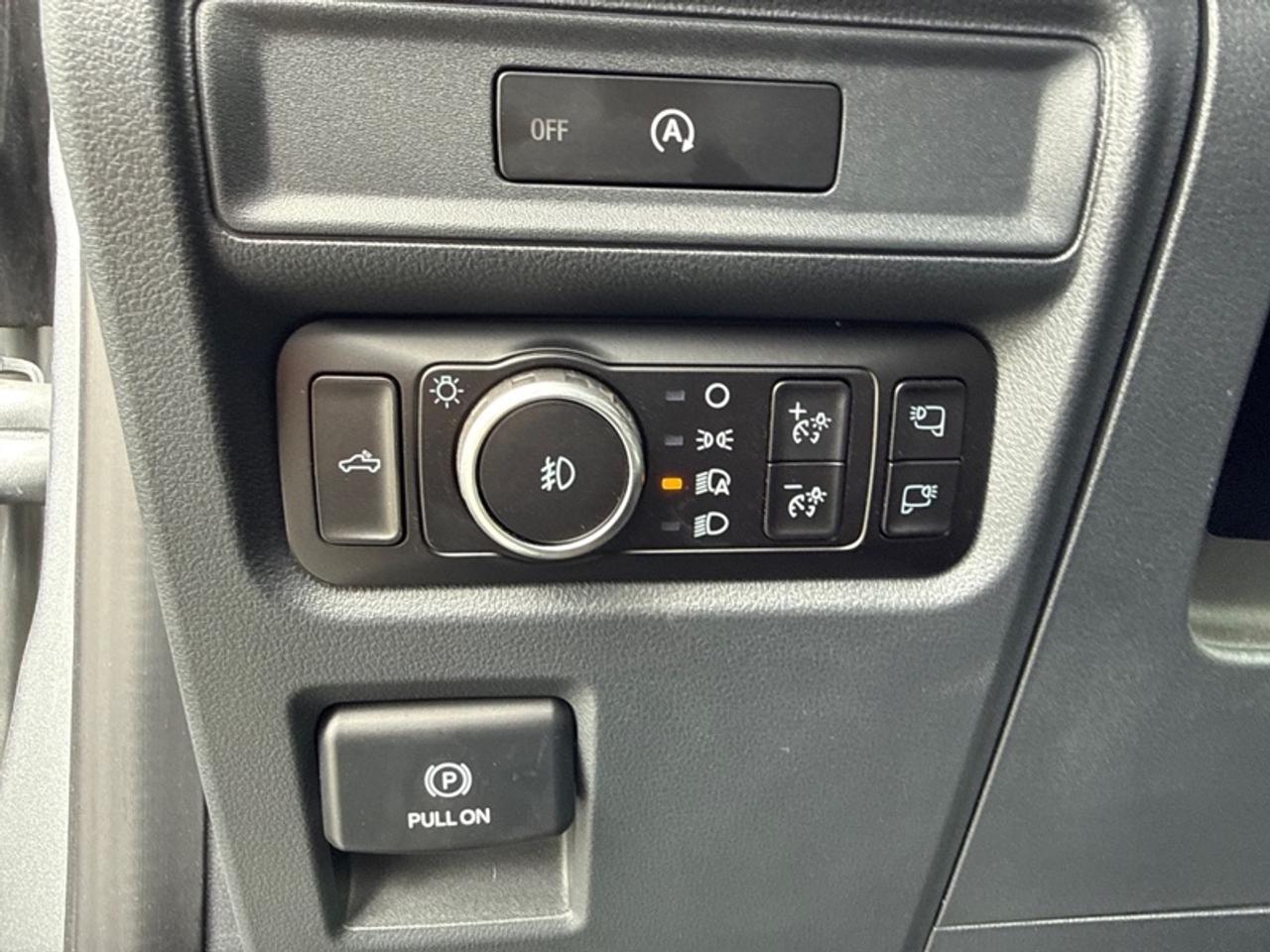2025 Ford F-150 XLT  Navigation GPS Photo