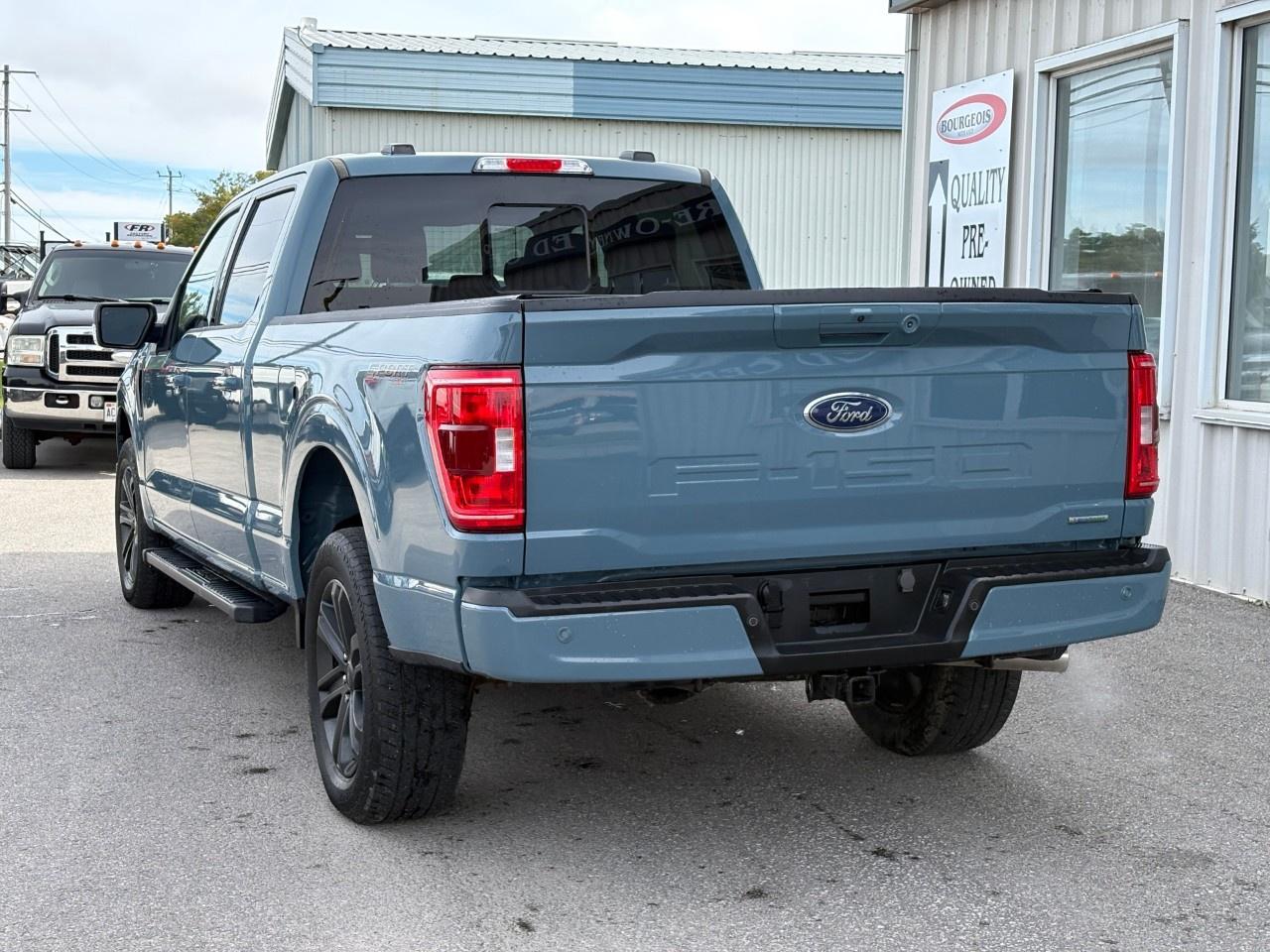 2023 Ford F-150 XLT 4WD SuperCrew 6.5' Box Photo