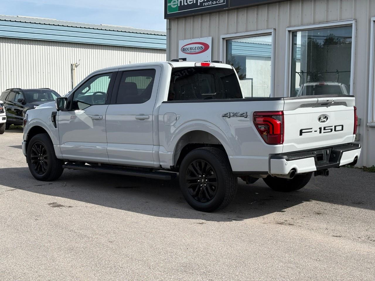 2024 Ford F-150 Lariat 4WD SuperCrew 5.5' Box Photo