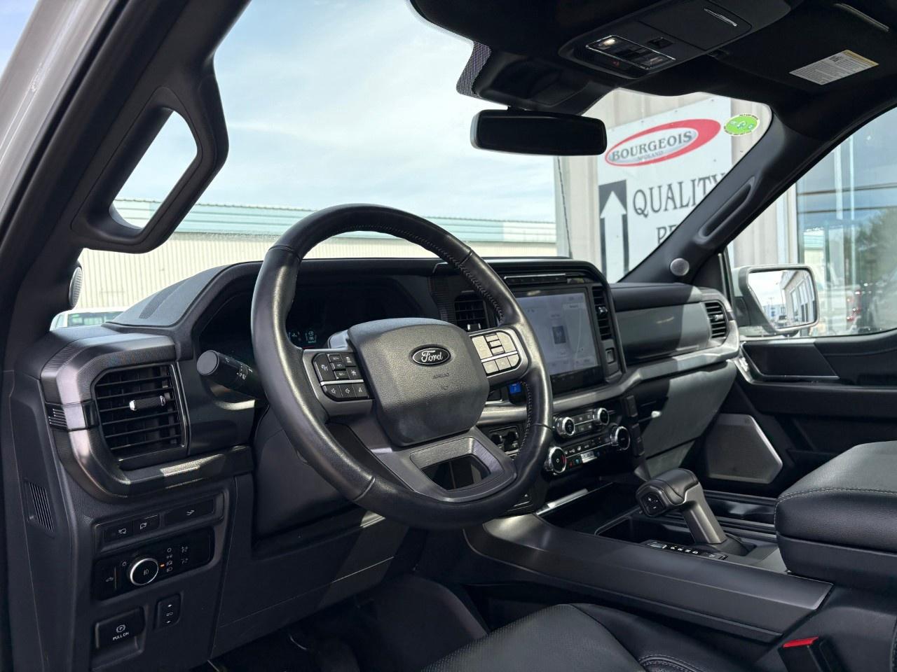 2024 Ford F-150 Lariat 4WD SuperCrew 5.5' Box Photo