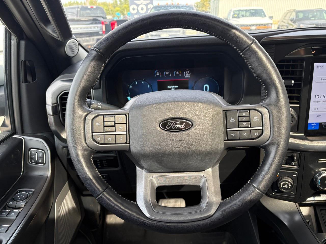 2024 Ford F-150 Lariat 4WD SuperCrew 5.5' Box Photo