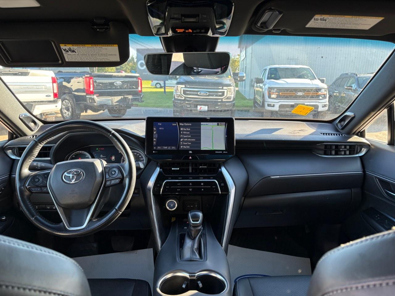 2022 Toyota Venza XLE AWD Photo