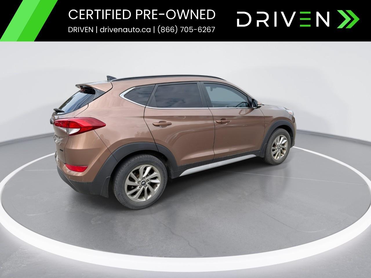 2017 Hyundai Tucson AWD 4DR 2.0L LUXURY Photo