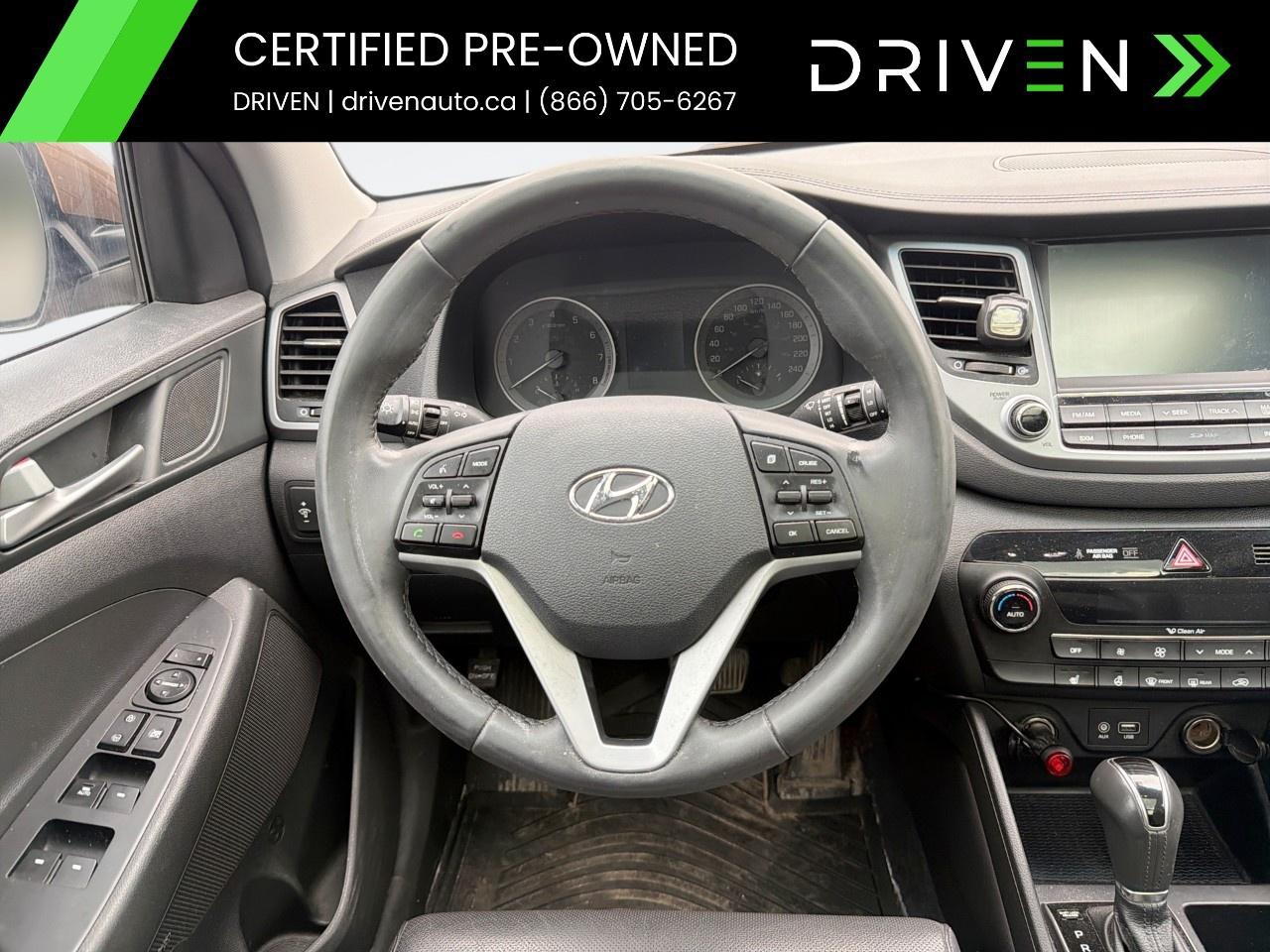 2017 Hyundai Tucson AWD 4DR 2.0L LUXURY Photo