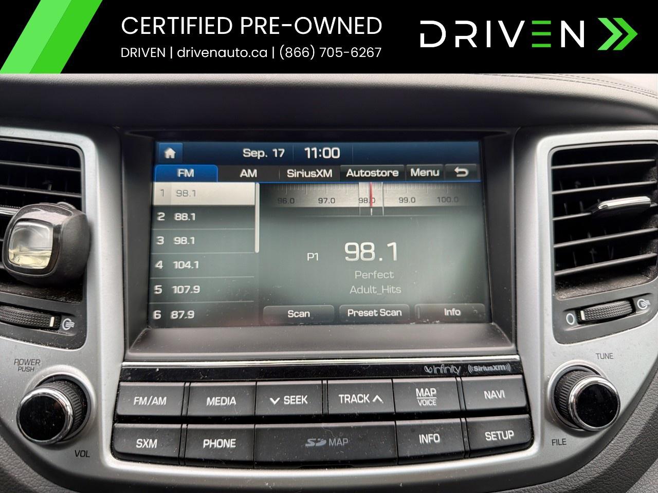 2017 Hyundai Tucson AWD 4DR 2.0L LUXURY Photo
