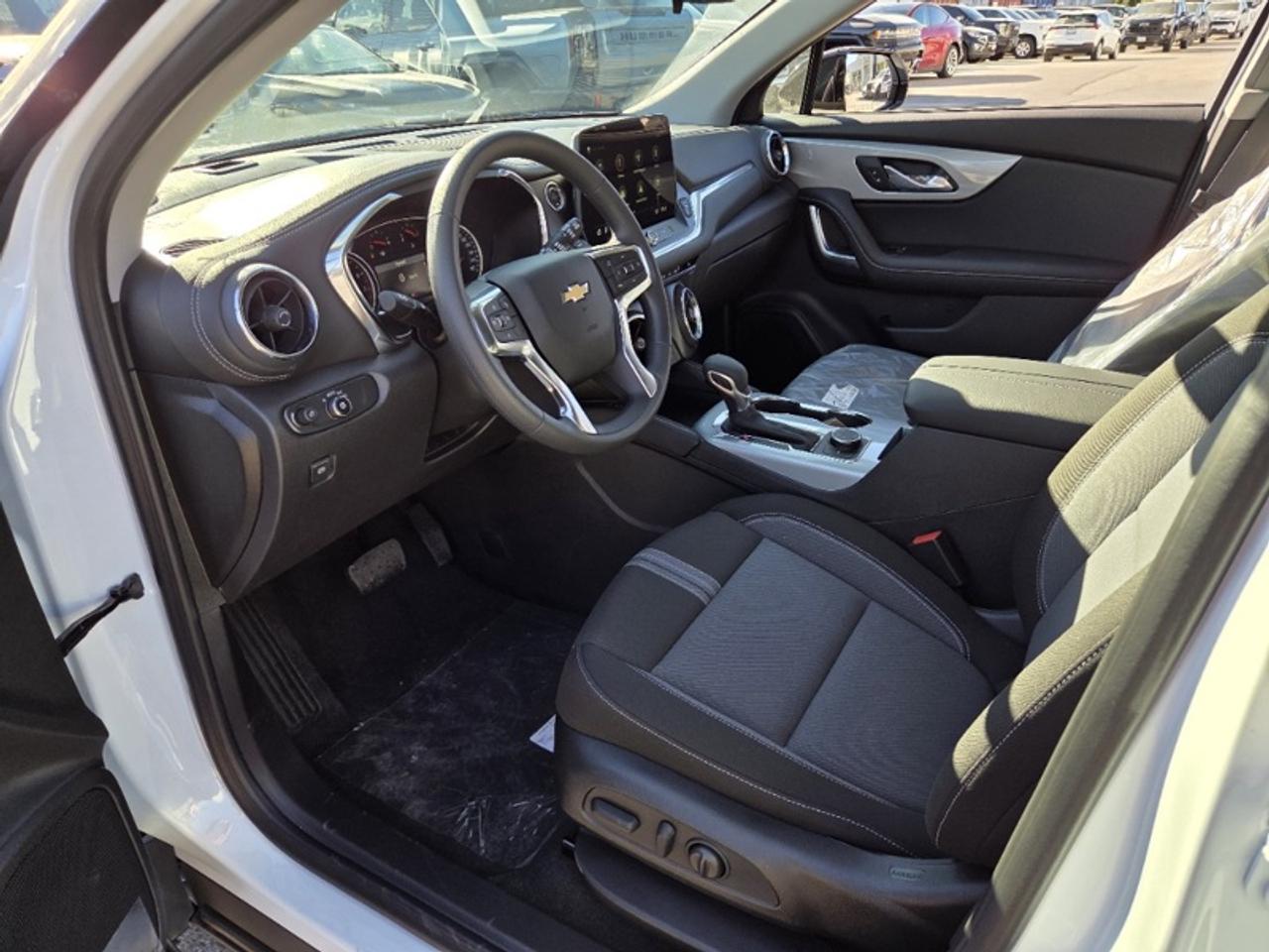 2026 Chevrolet Blazer LT  - Heated Seats -  Apple CarPlay Photo