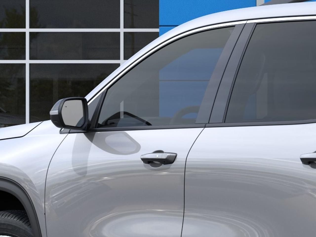 2027 Chevrolet Traverse LT Photo