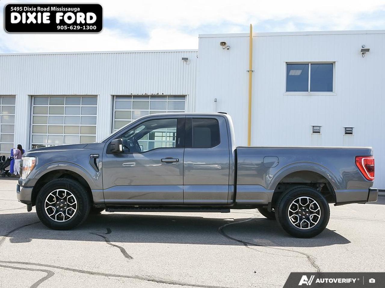 2021 Ford F-150 XLT Photo
