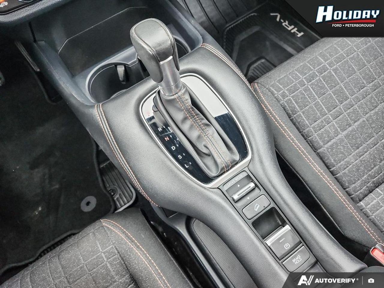 2025 Honda HR-V Sport Photo