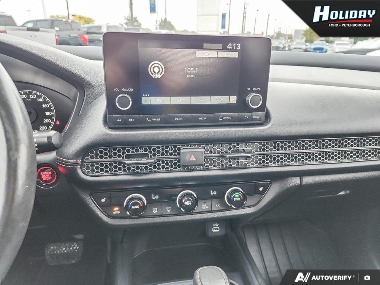 2025 Honda HR-V Sport Photo