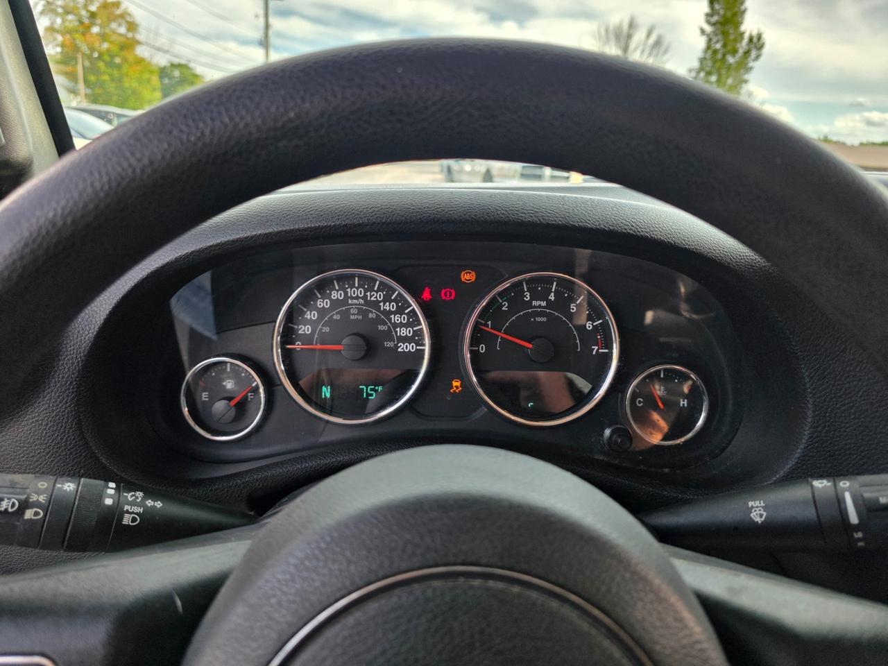 2016 Jeep Wrangler SPORT Photo