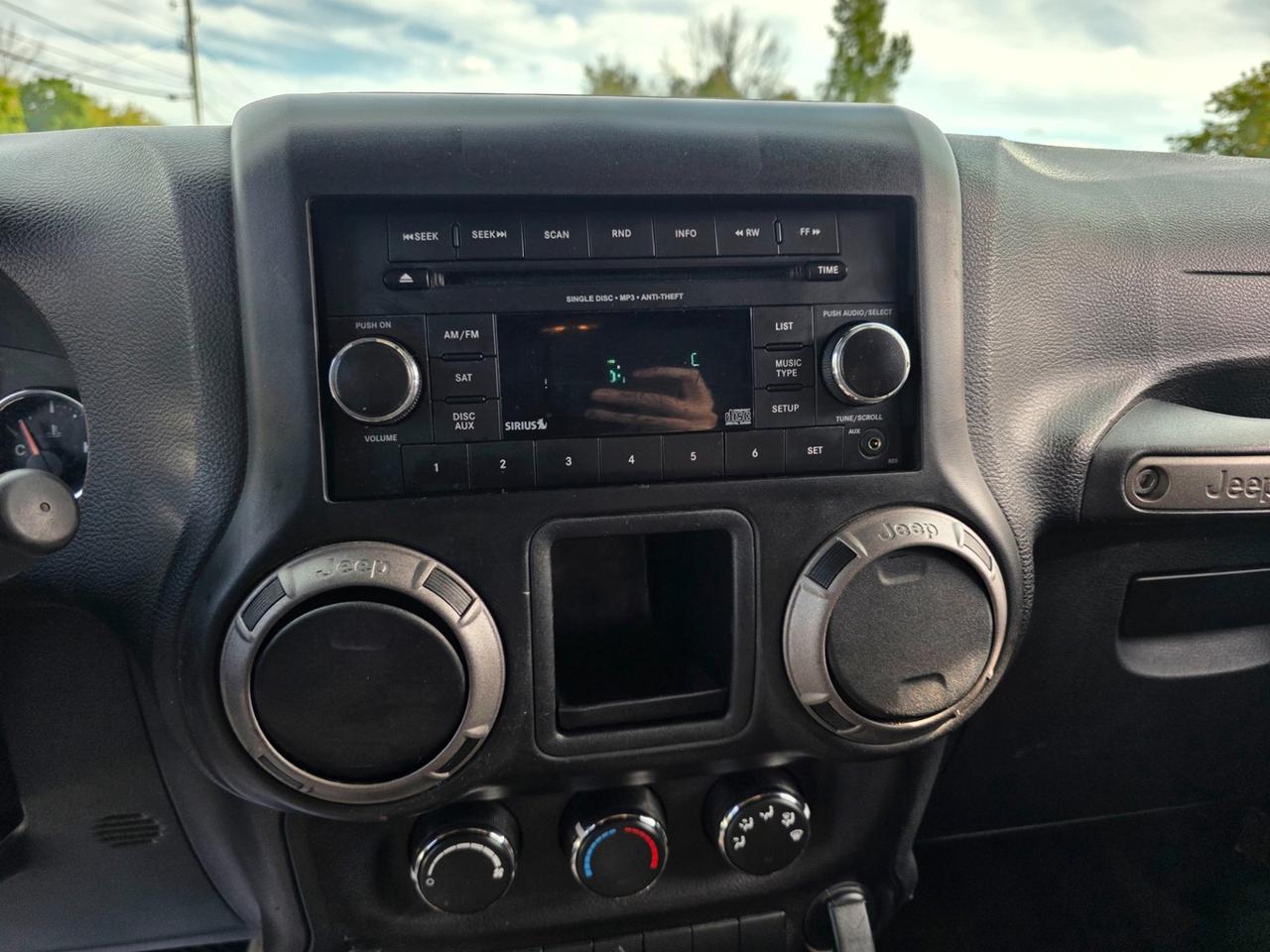 2016 Jeep Wrangler SPORT Photo