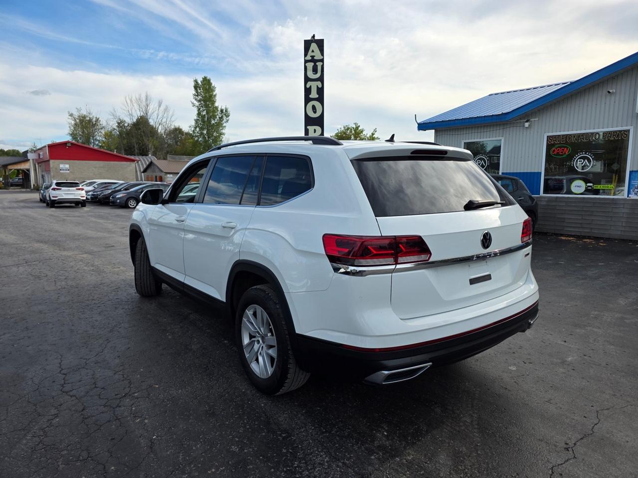 2021 Volkswagen Atlas S 4Motion Photo2