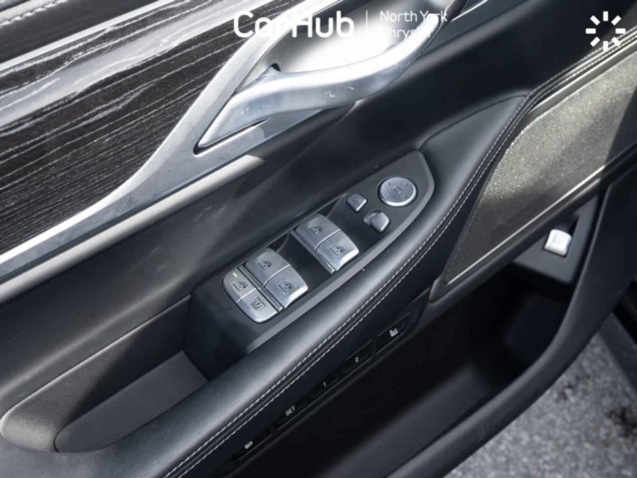 2021 BMW 750i xDrive 4.4L Twin-Turbo V8 | Executive Package | M Sport Brakes | Massage & Ventilated Seats Photo