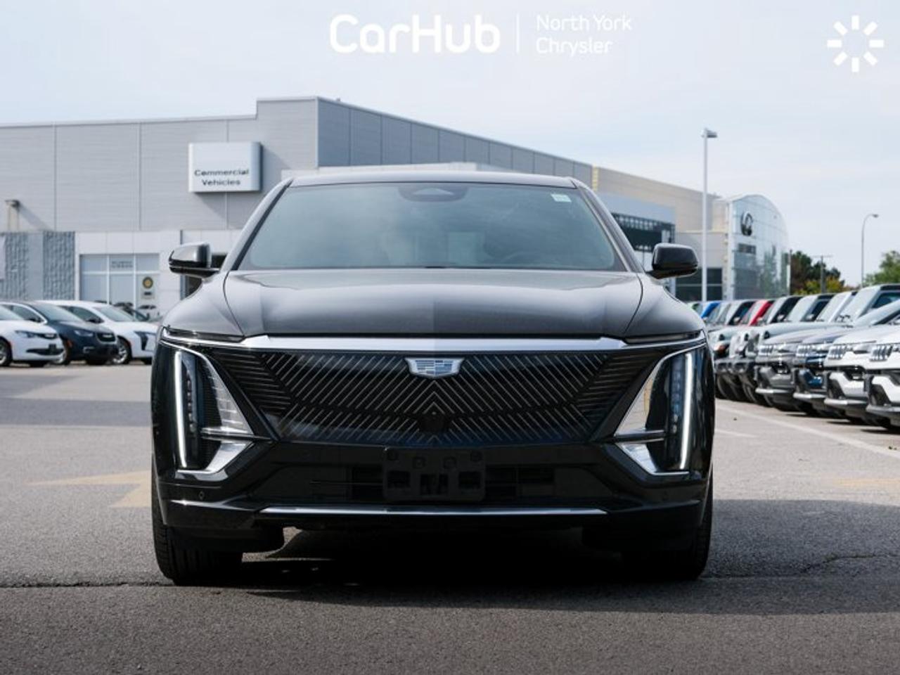 2024 Cadillac LYRIQ Tech Panoramic Roof | 20-Inch Alloy Wheels | Heated Seats | Navigation Photo5